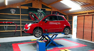 Photo n°11 de ARSONIC ENGINE GARAGE AUTO à Le Merzer (Magasin de pneus)