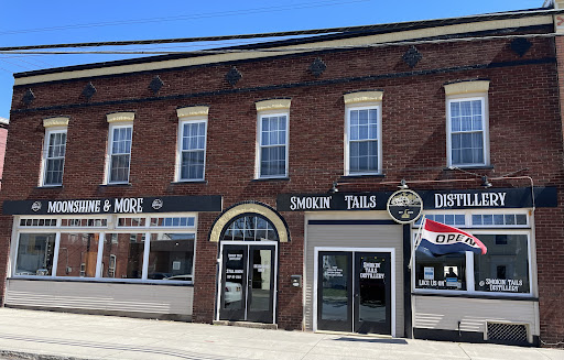 Smokin Tails Distillery - United States