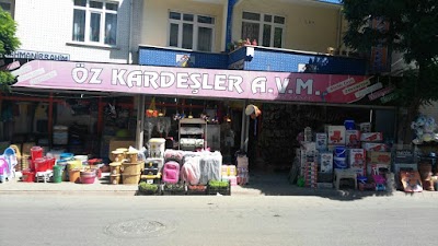 ÖZ KARDEŞLER MARKET