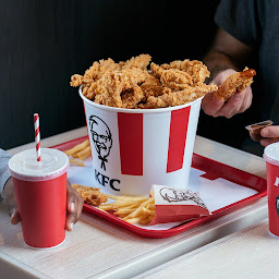 Photo n°2 de KFC Cherbourg à Cherbourg-en-Cotentin (Restaurant de hamburgers)