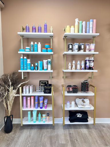 Lockstar Beauty Bar - Thumbnail