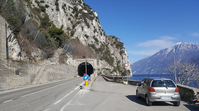 Terrazza Del Brivido (Tremosine)