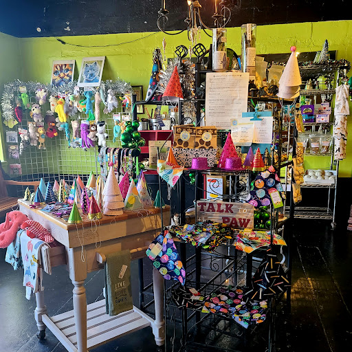Barking Dog Bakery & Boutique - Thumbnail