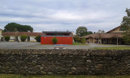 Middle School Des Remparts Logo