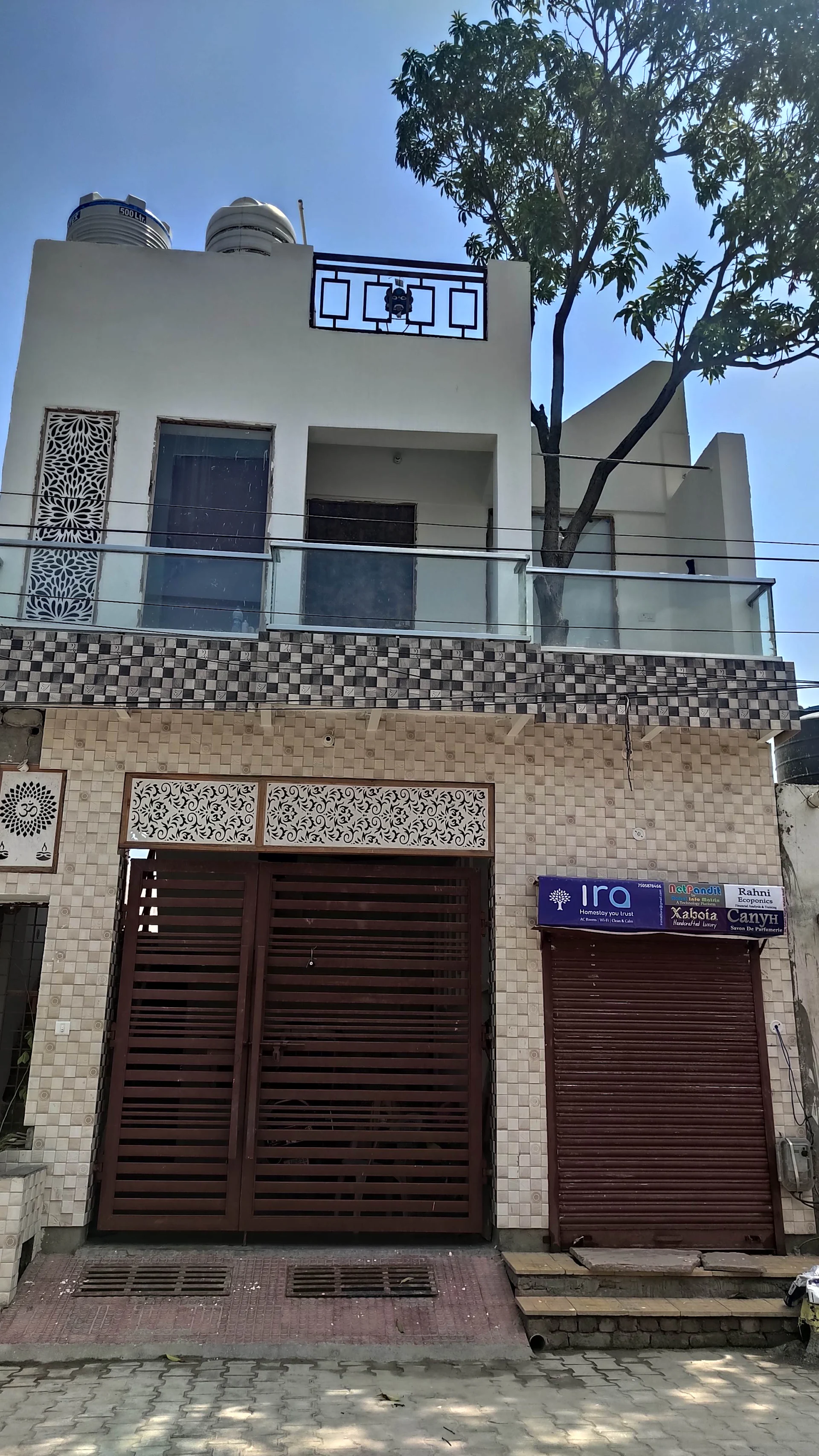 Ira Homestay Mathura : Devine Spiritual Stay