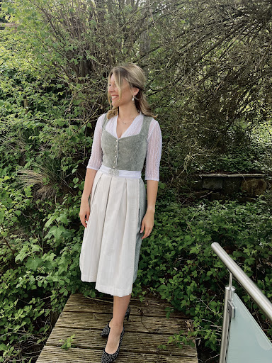 Grantner_dirndl - New Zealand