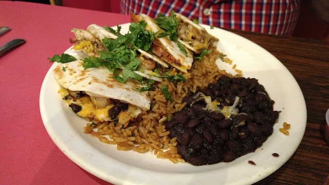 Arturo's Underground Cafe