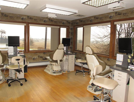 Easton Orthodontic Associates - Thumbnail