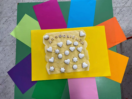 Scuola dell infanzia Paritaria "Girotondo dei colori" via Antonello da Messina,1/D -Stornara - Thumbnail