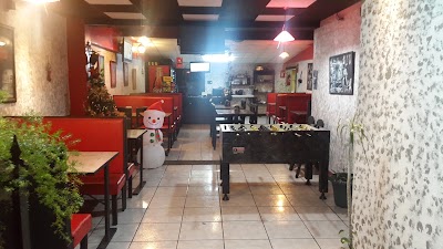 Photos of Il PIACERI Pizzas Y Hamburguesa