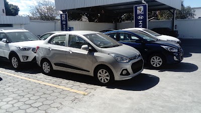 Photos of Hyundai Tumbaco Neoauto
