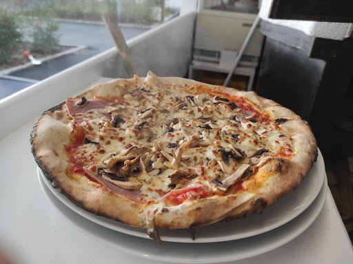 Photo 7 - Maki Pizza