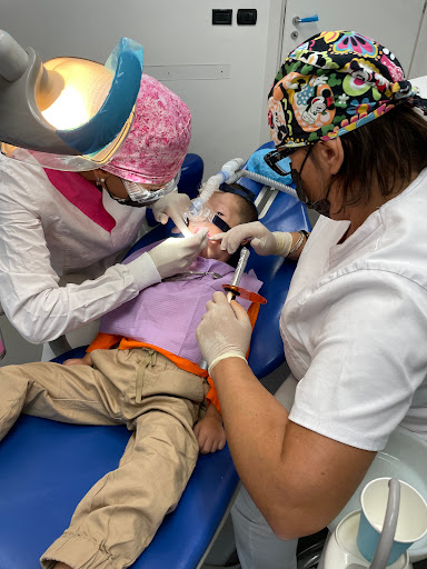 Studio Dentistico Dott.Ssa Angela Petrigliano Ortodonzia, Implantologia, Protesi - Thumbnail