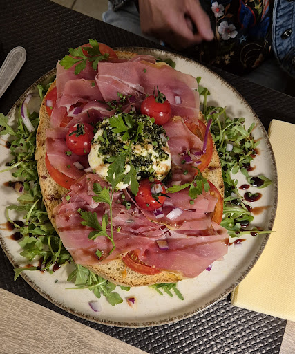 Photo 6 - Pizzaou