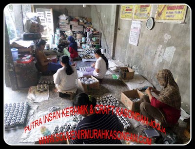 Photos of Putra Insan Keramik & Craft Kasongan Jogja