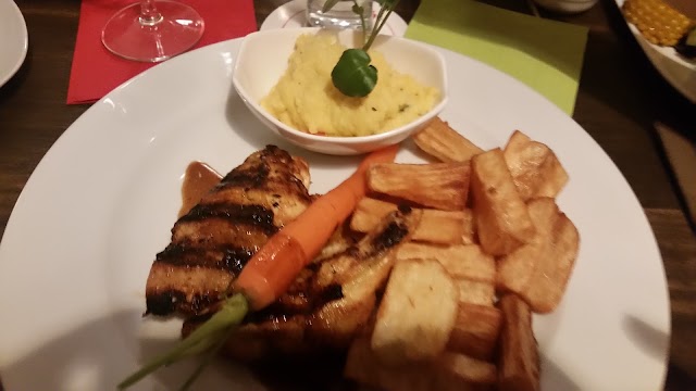 El Comedor, Restaurant