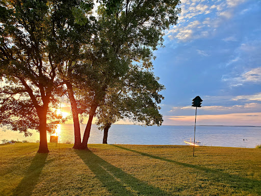 Devils Lake Cabin Rentals - Sleeps 9 $175/night - Thumbnail