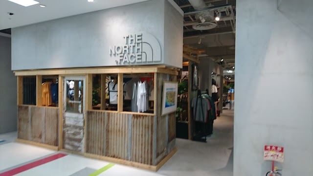 THE NORTH FACE+ (ザ・ノース・フェイス プラス) サッポロファクトリー