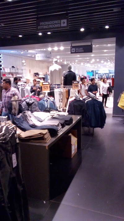 Photos of Bershka Toluca