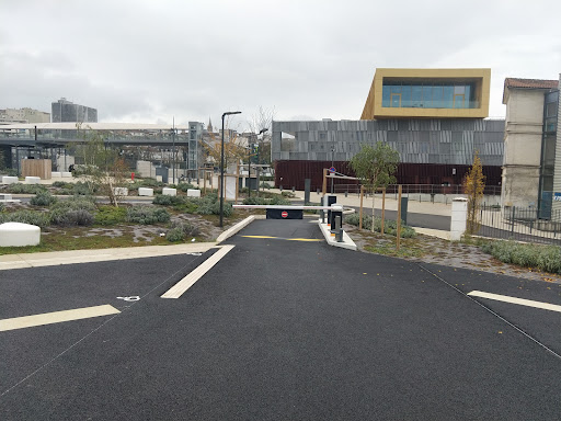 Parking gare d'Angoulême P2 Michel Vaillant - EFFIA