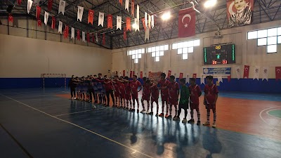 Kapalı Spor Salonu