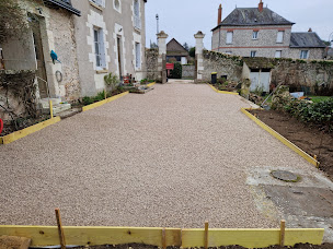 Photo n°22 de Gomes Services BTP à Truyes (Entreprise de terrassement)