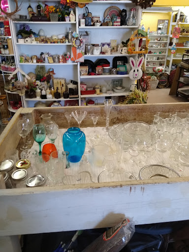 Oasis Thrift Store - Thumbnail