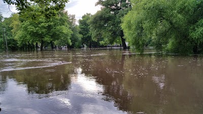 Whispering Oaks Campground