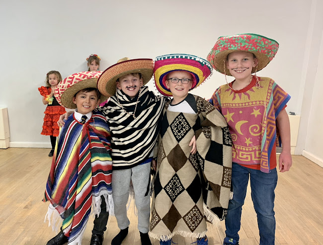 Reviews of Drama Kids Longlevens in Gloucester - School