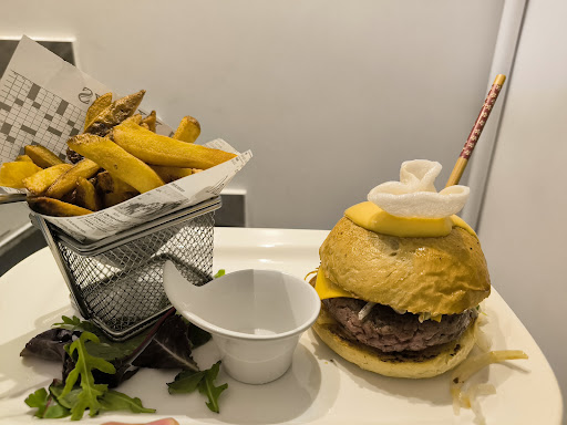 Photo 3 - Tasty burger Levallois