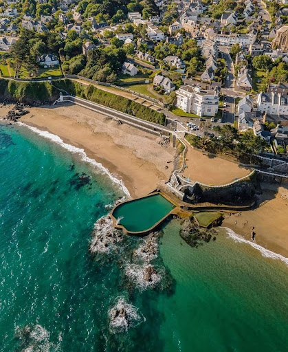 Photo de La piscine - Gîtes de France à Plourhan (22410)