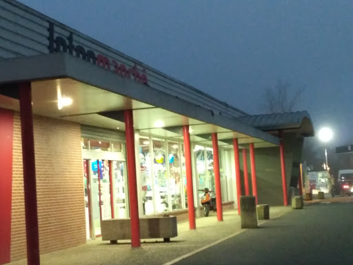 Photo 6 - Carrefour Contact