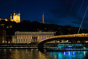 Photo n°54 de Les Bateaux Lyonnais - Agence Commerciale à Lyon (Agence de croisières)