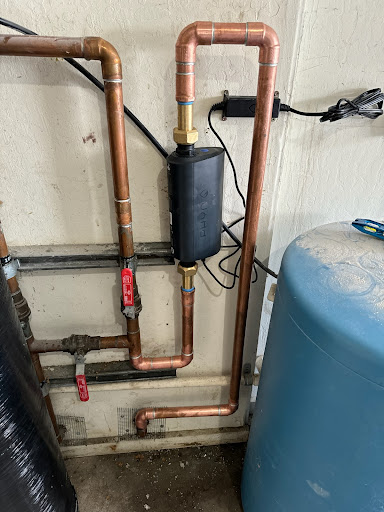 Commando Plumbing - Visual
