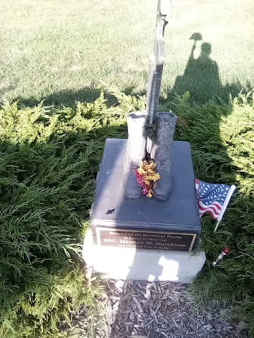 Elvis Honeymoon Hideaway by null