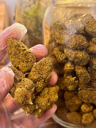 Photo n°17 de My Little Shop CBD - Magasin de CBD à Paris 15ème à Paris (Boutique de cigarettes électroniques)