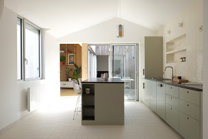 Photo n°1 de Atelier TEÌT - Margot Rieublanc à Les Billaux (Agence d'architecture)