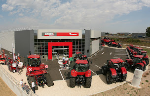 Photo n°2 de TERRAVI - Ets CHAMBON & Fils SAS à Châteaubernard (Atelier de réparation de tracteurs)
