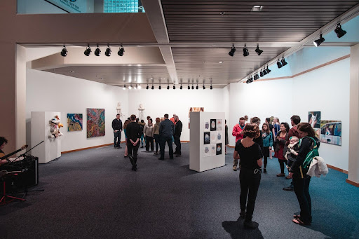 Chase Gallery - Visual