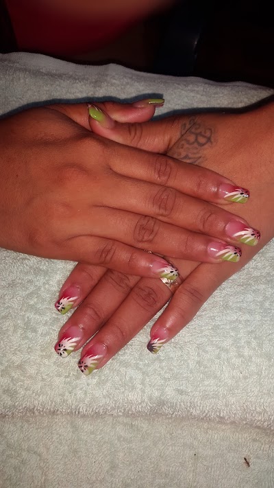 Photos of Leisa salon n Beauty Supplies