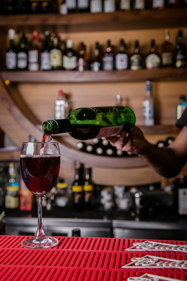 The Bar Stock Exchange, Andheri