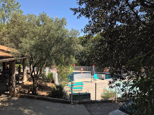 Photo de Camping Le Vieux Verger à Connaux (30330)