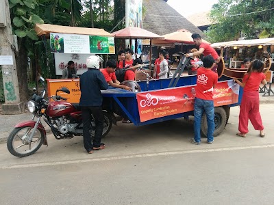 Photos of King's Road Angkor