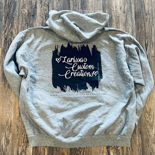 Larissa's Custom Creations LLC - Thumbnail
