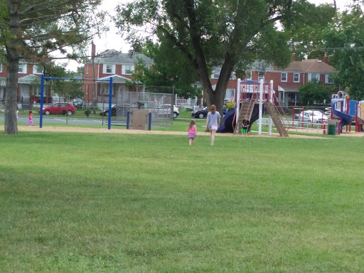 Gray Manor Park