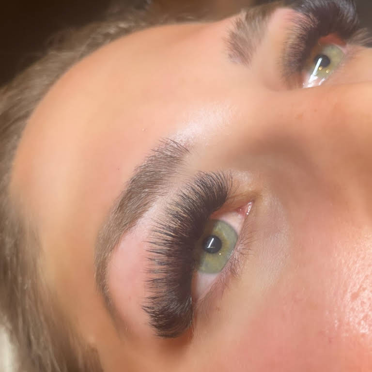 Slays By Sydney - Eyelash Salon in Port Charlotte