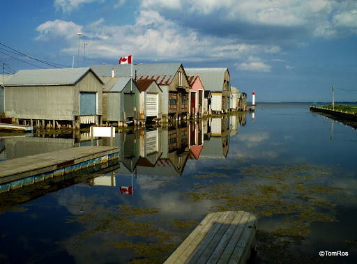 Lighthouse On Bay Gallery - Canada