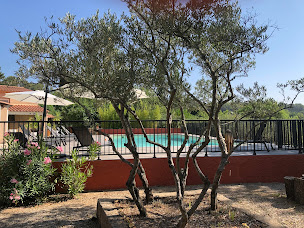 Photo n°23 de Les Mazets de la Cascade à Salernes (Court de tennis)