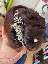 Photo n°3 de Koif'Fun Sabrina à Vaux-Andigny (Salon de coiffure)