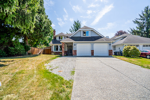 Chris Harris - Real Estate Agent - Chris Harris- Macdonald Realty - Thumbnail